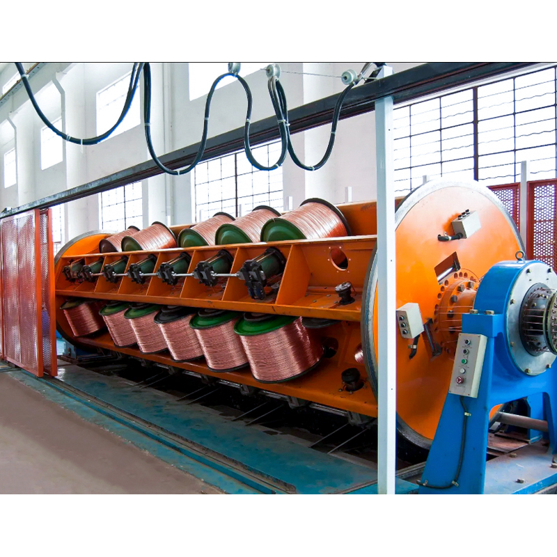 XLPE/PVC-eristetty kaapeli (johto) nimellisjännite enintään 450/750 V